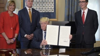 Európa neustále sprísňuje ekologické opatrenia, Trump ich uvoľnil