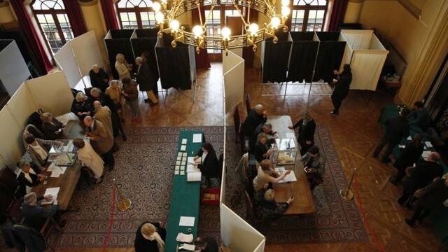 france-election-58785-9eb117266fd44938862051480e474eb9_0a000002-d836-975e.jpg