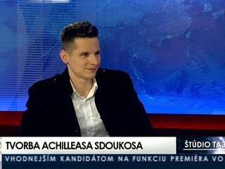 HOSŤ V ŠTÚDIU: A. Sdoukos o výstave diel v centre Bratislavy
