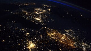 Astronaut na ISS upozornil na žiarivé osvetlenie ciest v Belgicku