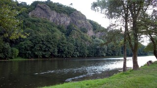 Hron rieka príroda zeleň 1140 px (TASR/Jana Vodnáková)