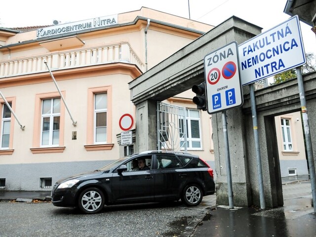 V nitrianskej nemocnici sú všetci pacienti s koronavírusom nezaočkovaní