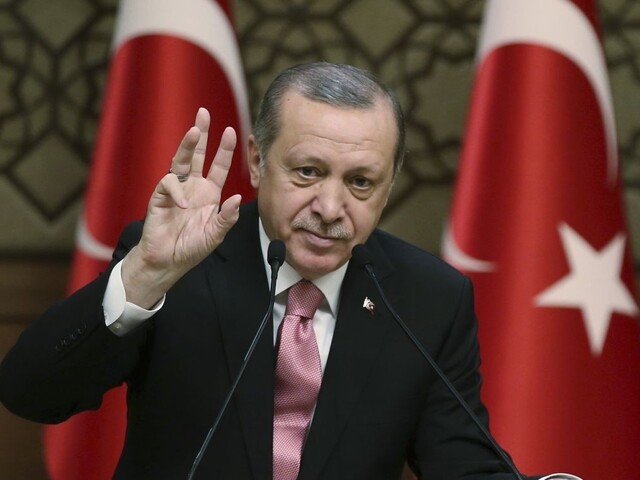 Erdogan zavíta do Bieleho domu. Lídri si v niektorých otázkach nerozumejú