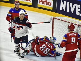 Američania ako prví zdolali Rusov a triumfovali v skupine