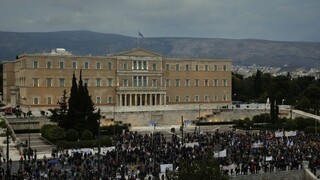 V Grécku odsúhlasili vyššie dane, odbory vyhlásili generálny štrajk