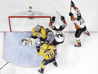 NHL: Anaheim opäť vyrovnal stav finálovej série s Nashville