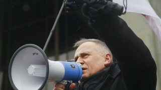 Bojoval proti bieloruskej vláde, teraz mu chcú zbúrať dom