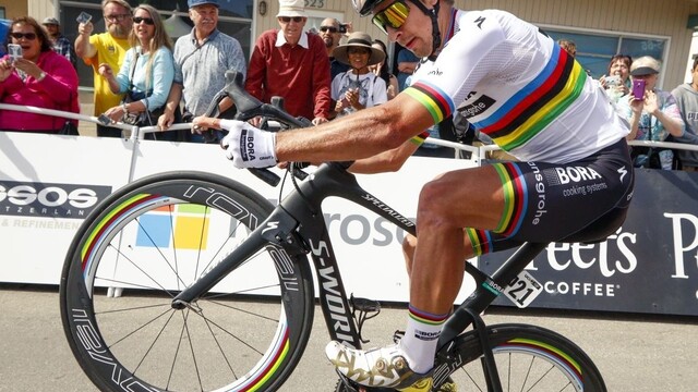 Sagan v časovke siedmy, novým lídrom Okolo Kalifornie je Bennett