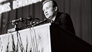 Zomrel prvý ponovembrový minister spravodlivosti Košťa