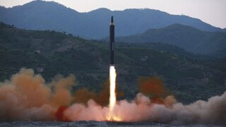 Južná Kórea prvýkrát odpálila balistickú strelu z ponorky