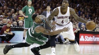 NBA: Cleveland po prvý raz prehral, Boston znížil stav série