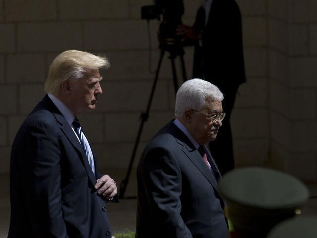 Trump sa snažil urovnať spory, prijal ho palestínsky vodca