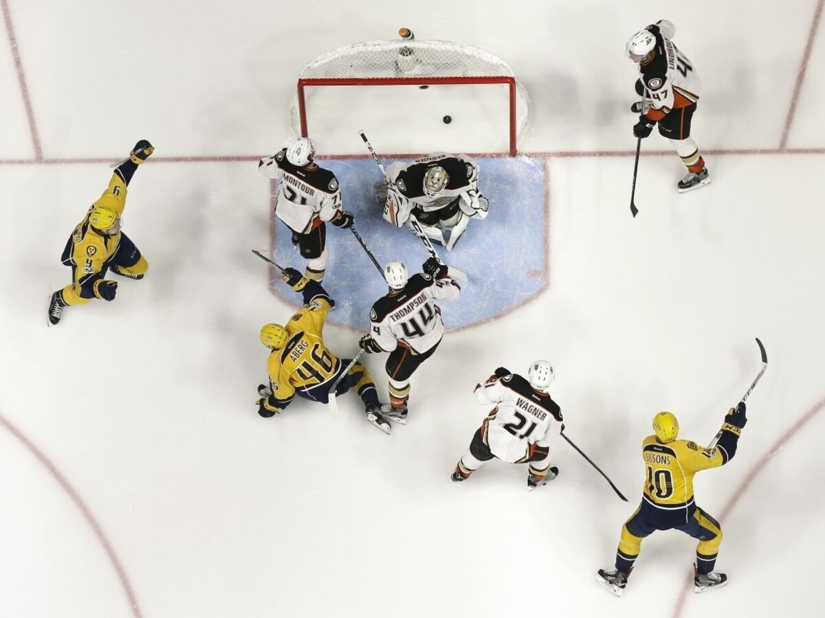 NHL: Nashville po prvý raz v histórii zabojuje o Stanleyho pohár