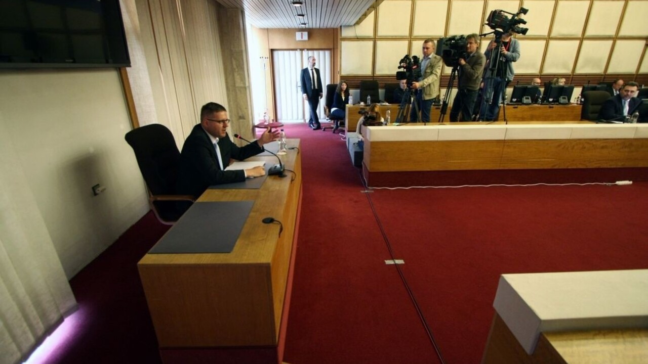 Záznam z verejného vypočutia kandidátov na predsedu ÚVO