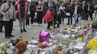 V Manchestri zomierali najmä mladí, obeťou je aj 8-ročné dievča