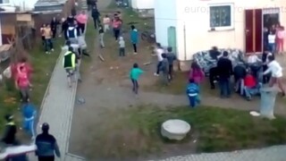 Video zachytáva zásah polície proti Rómom, vyšetrí ho inšpekcia