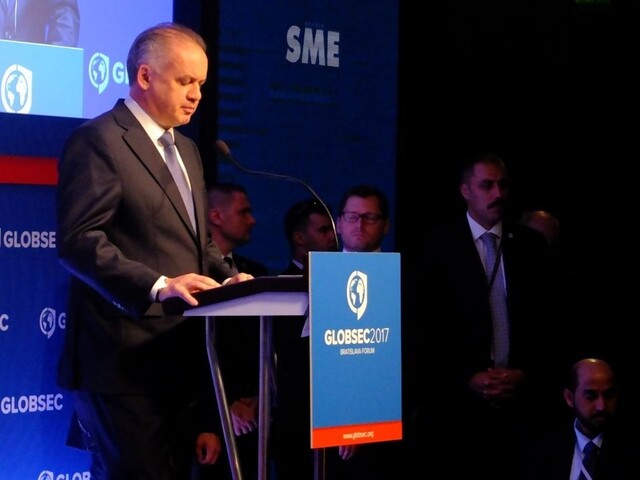 Začal sa prestížny Globsec, s príhovorom vystúpili Kiska aj Duda