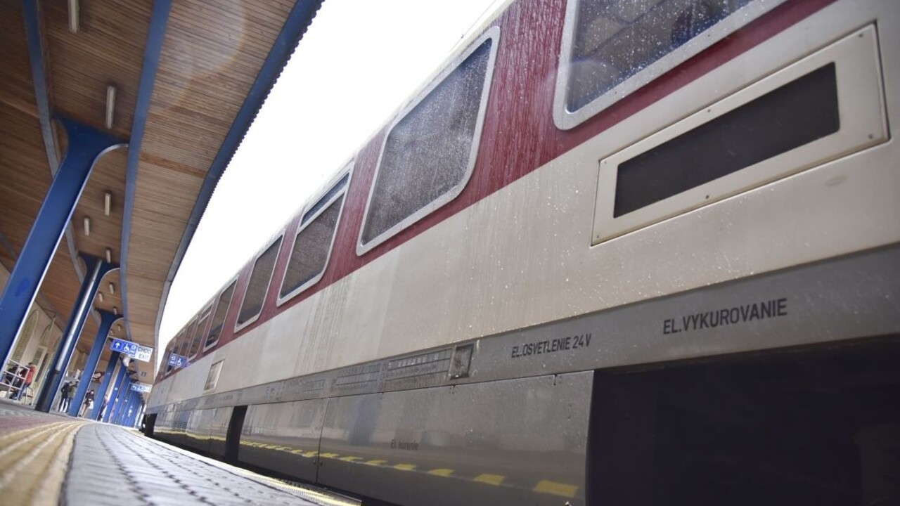 IC vlaky 1140 px (TASR)