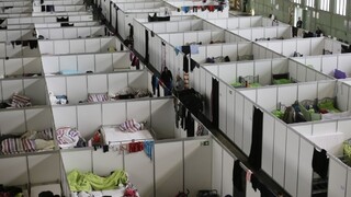 V Česku sa vzbúrili migranti, demolovali areál ubytovne