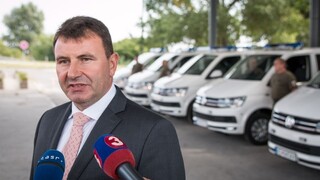 Imrecze tvrdí, že sulíkovci klamú. Podá na nich trestné oznámenie