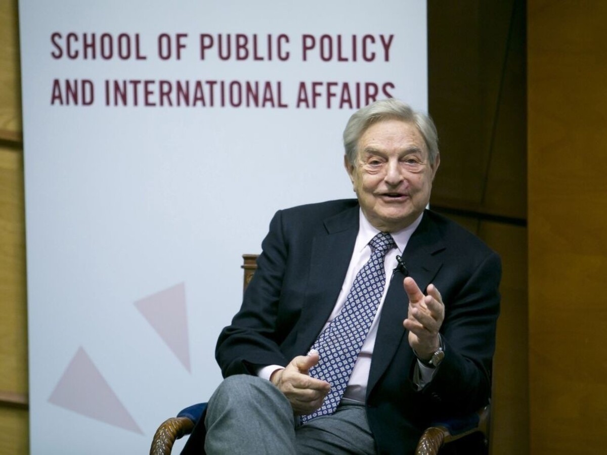 Soros vystúpil proti Orbánovi: Budujete mafiánsky štát