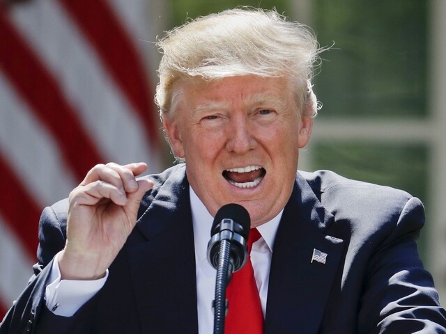 Trump si stojí za svojím, imigračný dekrét postúpil na Najvyšší súd