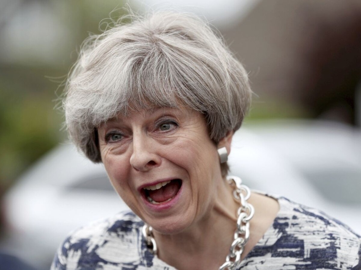 O britskej premiérke vznikla negatívna pieseň, stala sa hitom