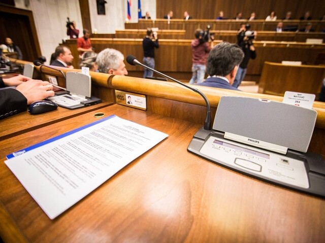 Bojkot bude stáť Matoviča plat, jeho ospravedlnenie neprijali