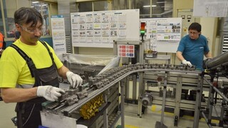 Slovenské verejné aj súkromné investície stále zaostávajú