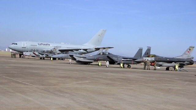 vojenská základňa Incirlik Turecko lietadlá stíhačky 1140 px (SITA/AP)