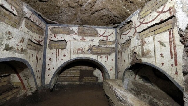 italy-catacombs-15868-07a1f934f21d42dda629081776d64bef_0a000002-6648-425c.jpg