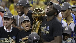 NBA: Piaty titul pre Golden State, premiérový pre Duranta