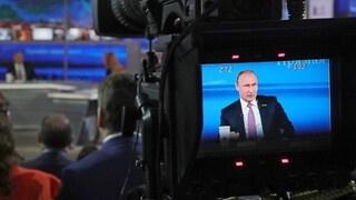 Putin čelil otázkam Rusov: Sankcie nás donútili rozvíjať sa