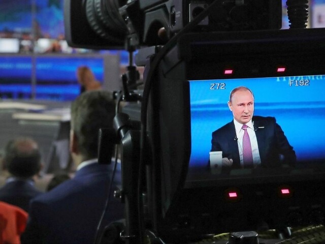 Putin čelil otázkam Rusov: Sankcie nás donútili rozvíjať sa