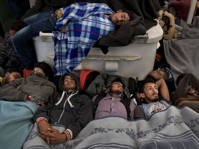 Do Calais sa vrátili migranti, niektorí obyvatelia majú strach