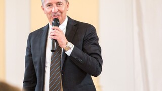 Bugár kvôli Mikovi koalíciu nerozbije, opozícia mala inú možnosť