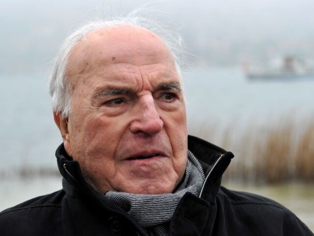 Vo veku 87 rokov zomrel bývalý nemecký kancelár Helmut Kohl