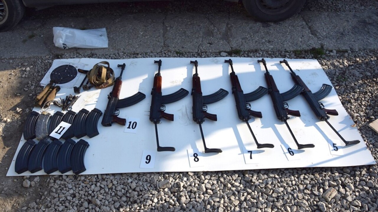 Snemovňa USA schválila zákaz útočných pušiek, Senát ho zrejme odmietne