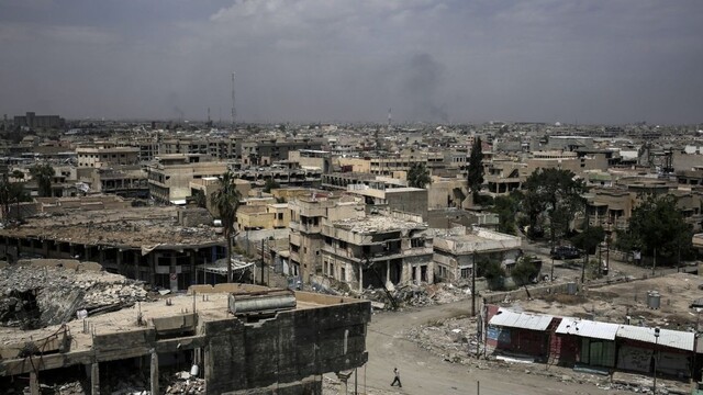 Výbuch zabil francúzskeho novinára, ktorý sprevádzal irackú armádu