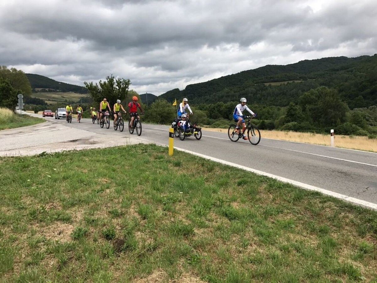 Káčer prebicykloval Slovensko pre dobrú vec, v Tatrách zažil veľké finále