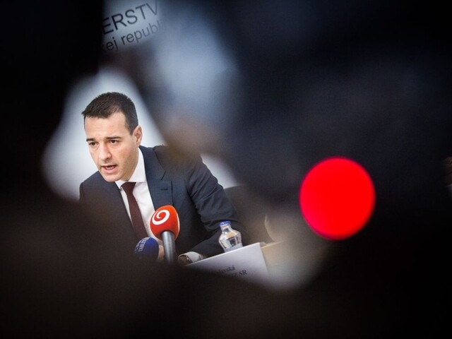 Štát chce oddlžiť nemocnice 585 miliónmi, začne už tento rok