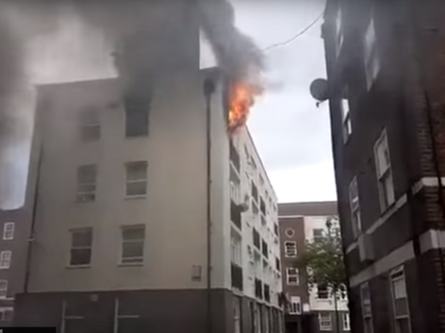 V Londýne horel ďalší bytový dom, evakuovali desiatky ľudí