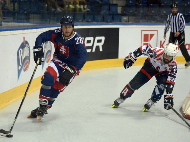 Slovenskí inline hokejisti na úvod turnaja jasne podľahli USA