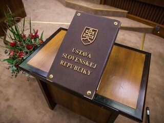 Ústavný súd potvrdil, že zrušenie amnestií je v súlade s ústavou