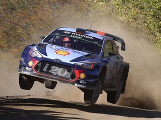 V zahrievacom kole Rally Poľska v tesnom súboji vyhral Neuville