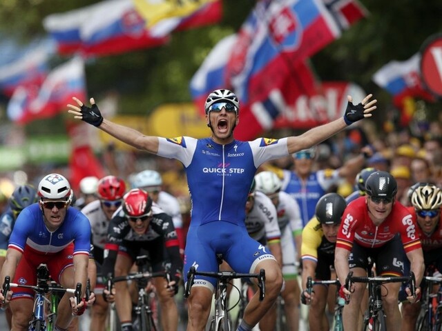 Druhú etapu TdF rozhodli centimetre, Sagan v špurte neuspel