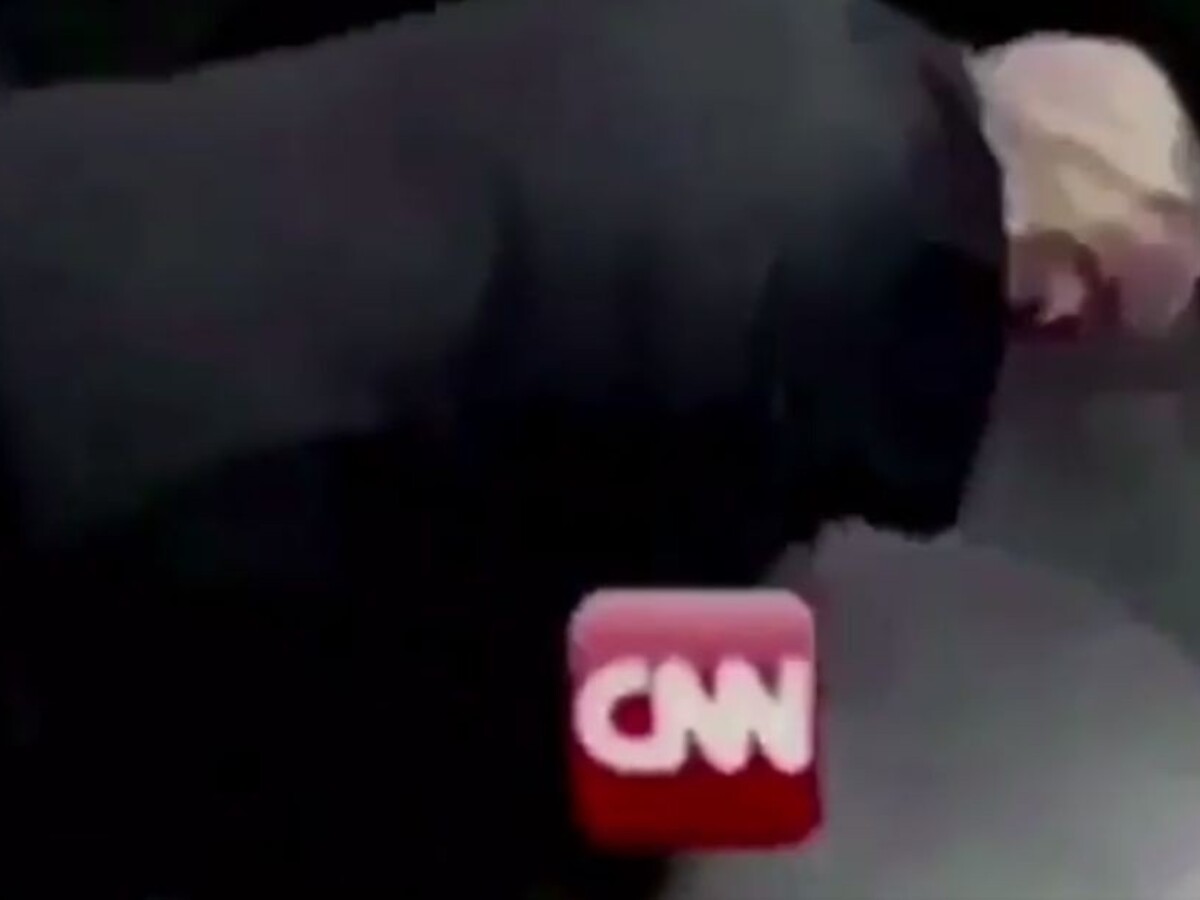 Trump kontroverzným videom zaútočil na spravodajskú televíziu