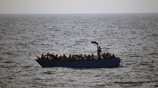 Ministri vnútra EÚ chcú riešiť problém migrantov v Stredozemnom mori