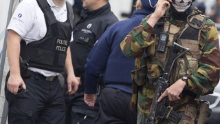 V Bruseli našli zbrane, polícia sa obáva možných teroristov