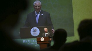 Tillerson vyzdvihol Turkov, ktorí sa postavili proti pučistom